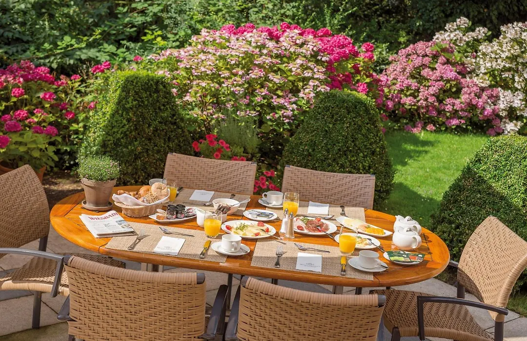 Hotel Oranien Wiesbaden-1